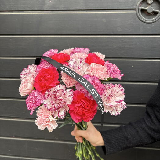 Ramo de mix claveles rosados y violetas