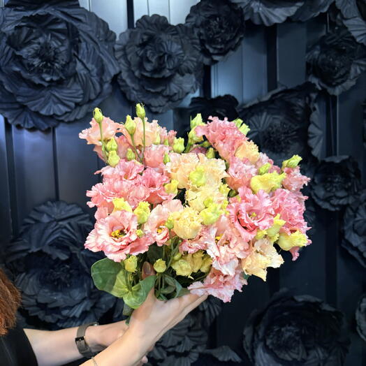 Ramo de lisianthus rosado