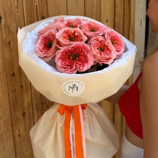 Mandarin garden rose bouquet