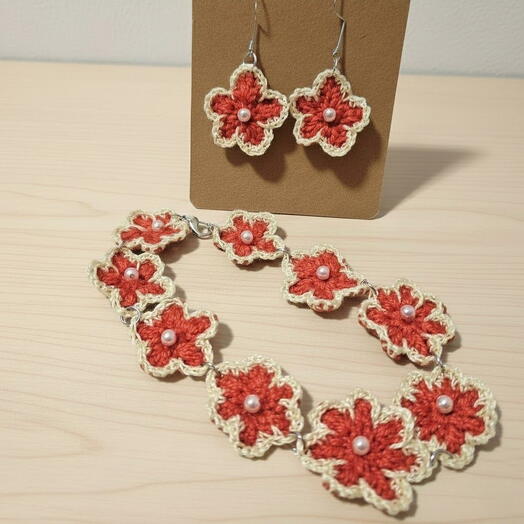 Pulsera y pendientes