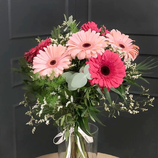 Ramo «Pepi» – Alegria floral en tonos rosados