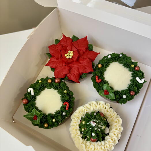 Christmas Red Box - 4 Cupcakes