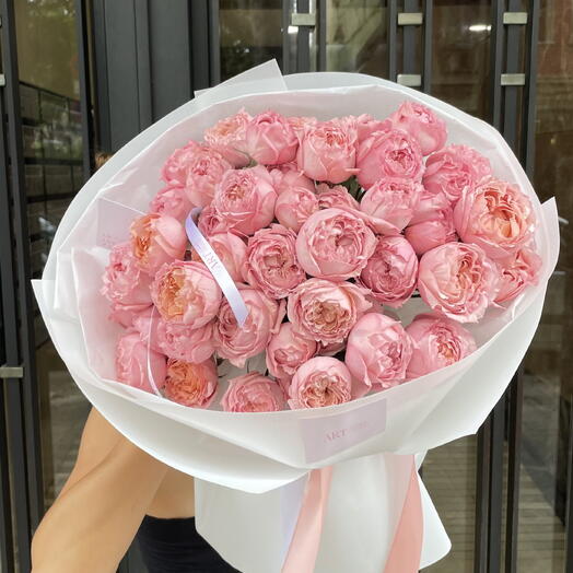 Juliett peony shaped rose