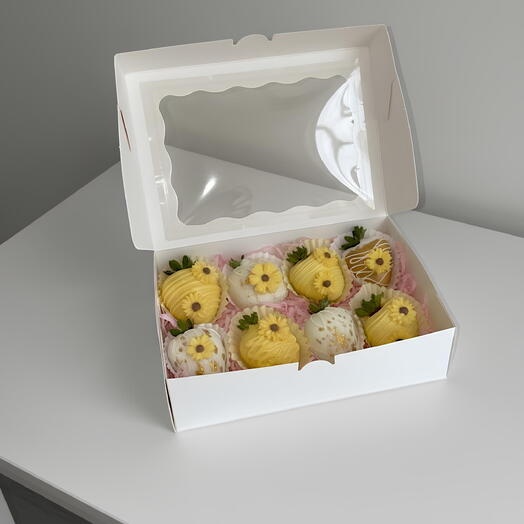 Caja de 8 Fresas cubiertas en chocolate blanco sunflower