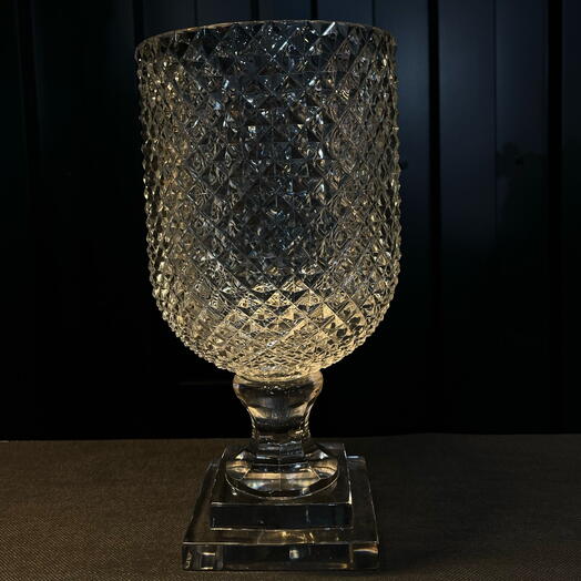 Florero de cristal transparente con corte diamante