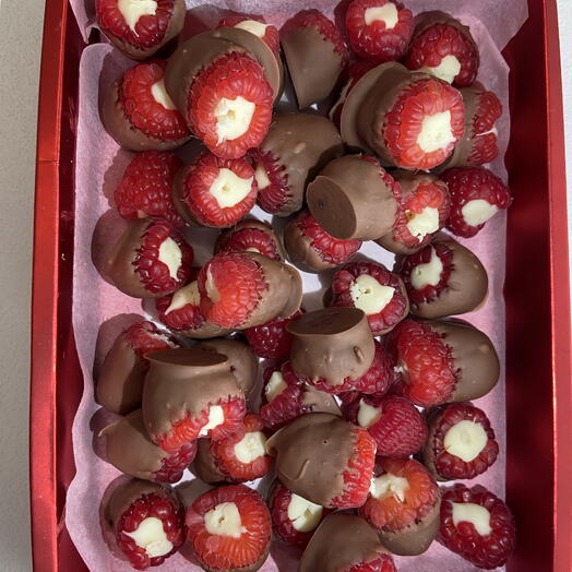 Frambuesas en doble chocolate