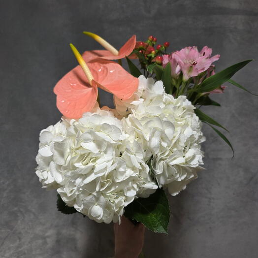 Elegancia tropical/Ramo fresco de anthurium