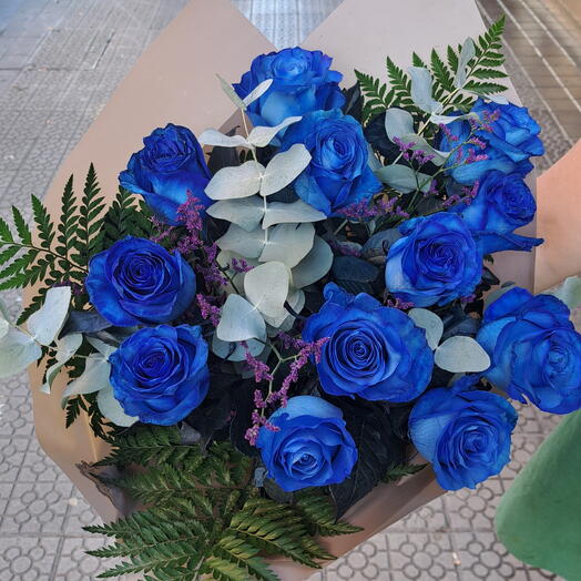 Ramo rosas azules