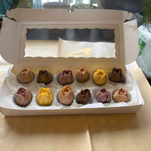 🌸 Caja Especial "Dia de la madre" – Rosas de Chocolate Artesanales (12 piezas)