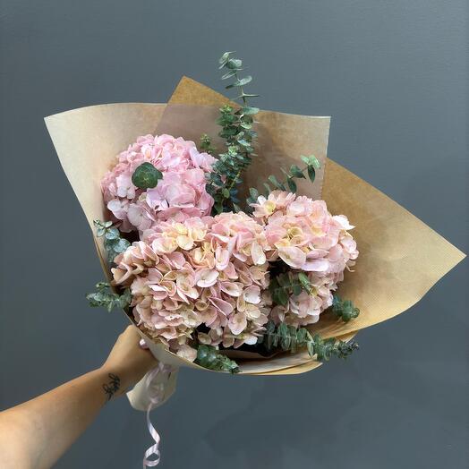 Ramo de 3 hortensias