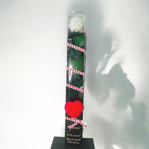 Вечная роза в большой коробке