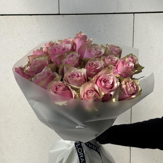 Ramo de 21 Rosas Rosadas Atena