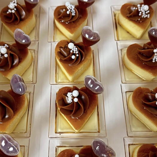 Caja de 12 Mini flan napolitano of Heart