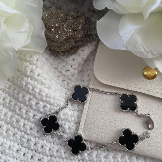 Brazalete de trebol enchapado en oro