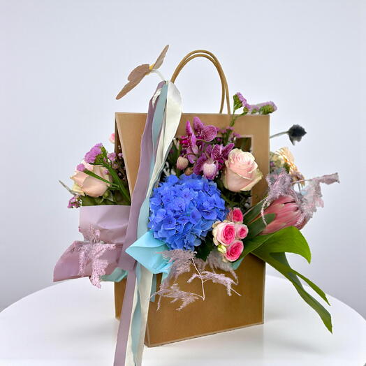 Bolsa con flores grande