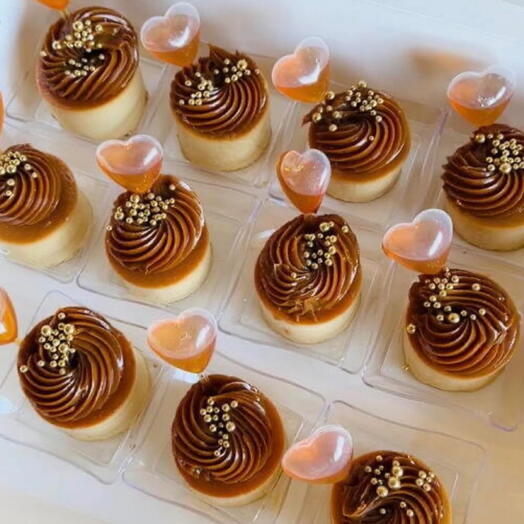 Caja de 12 Mini flan napolitano