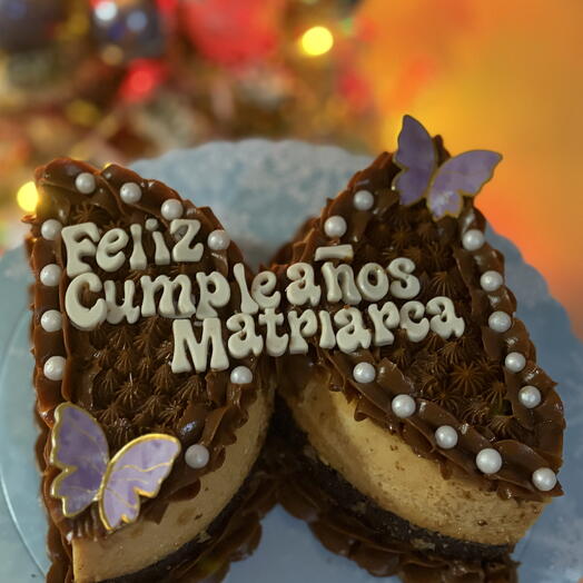 Mini Chocoflan Butterfly feliz cumpleanos