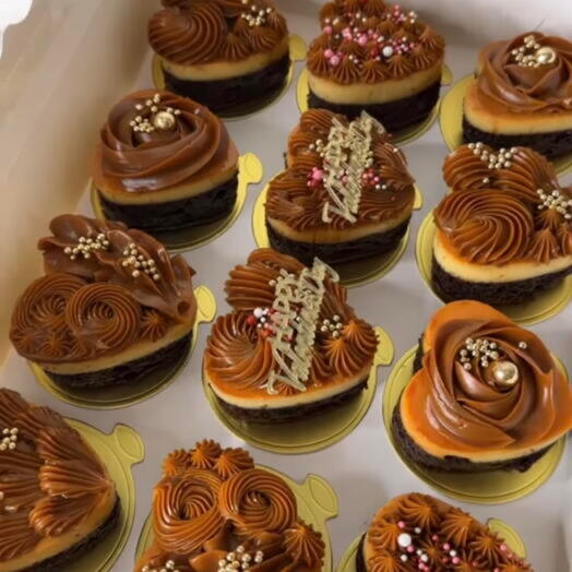 Caja de 12 mini Chocoflan individual of heart