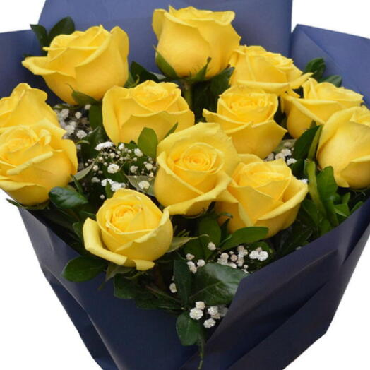 Букет из 12 жёлтых роз