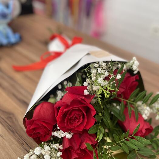 Ramos clasico 6 rosas