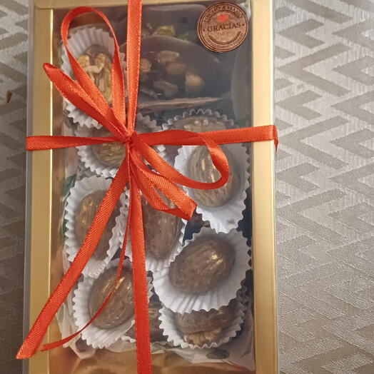 Caja de dulces artesanales de chocolate  Edicion Semana Santa