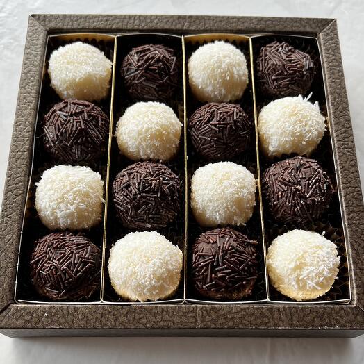 Коробка из 16 бригадейрос