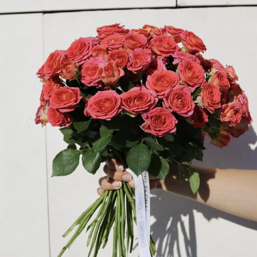 Ramo de 25 Rosas Chimo ARAIK GALSTYAN