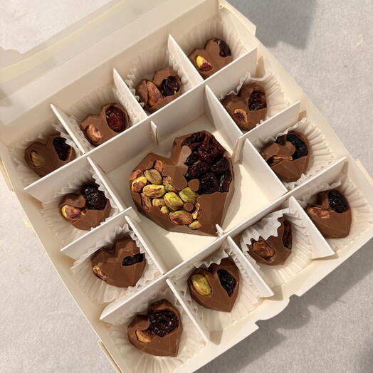 Milk Chocolate with Pistachio and Dried Blueberries
