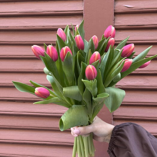 15 tulips spring bouquet