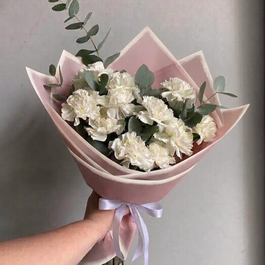 Букет белых диантусов