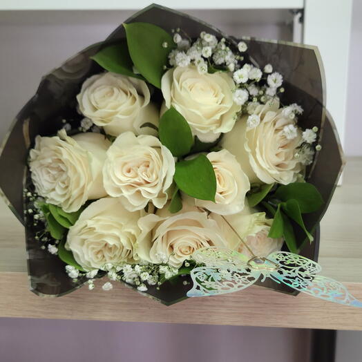 Ramo 9 rosas blancas