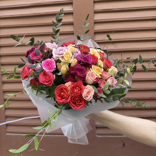Rainbow bouquet of roses