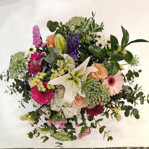 Mixed color bouquet