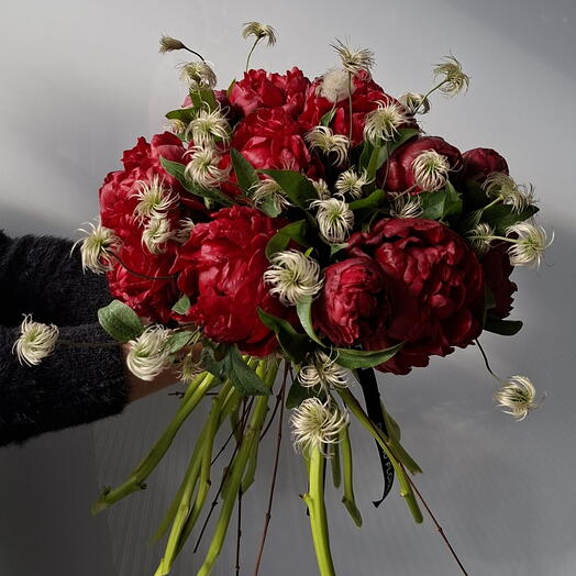 Ramo con peonias ARAIK GALSTYAN