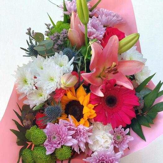 Bouquet varié de tournesols