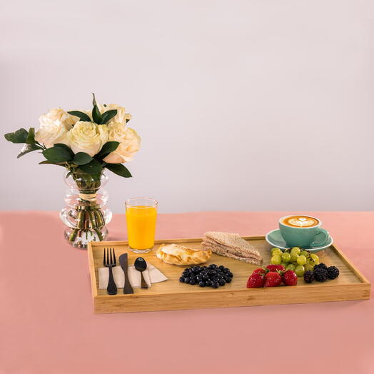 DESAYUNO EXPRES CON ROSAS BLANCAS