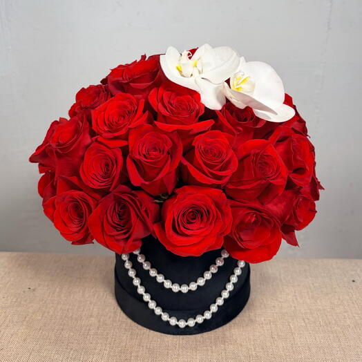 La Colección Elegance (50 Rosas) Rosa Roja Deluxe   Caja Orquídea Perla –aniversario, amor, romance, gracias