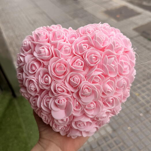 Corazon heno de rosas rosas 😍