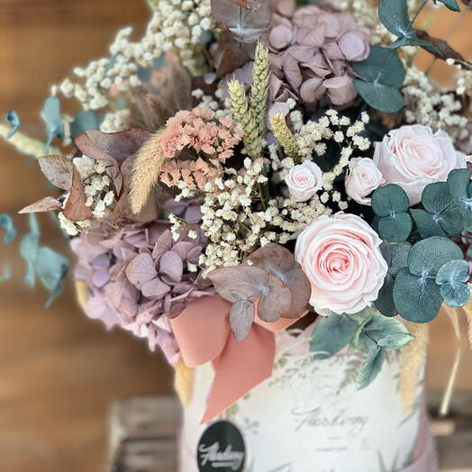 Sombrerera flores preservadas