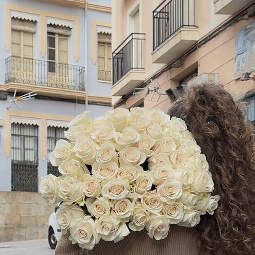 Rosa Vendela – ramo de 50 rosas blancas