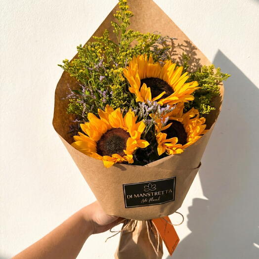 Aurora – Ramo de Girasoles Naturales con Verde Fresco
