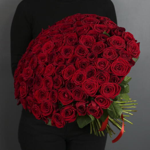 Red roses 100