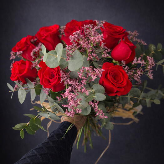 Ramo 12 rosas rojas grande