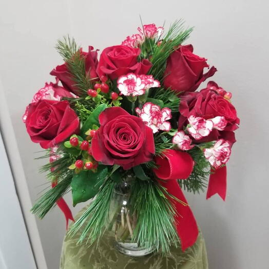 Bouquet de Noël aux roses variées