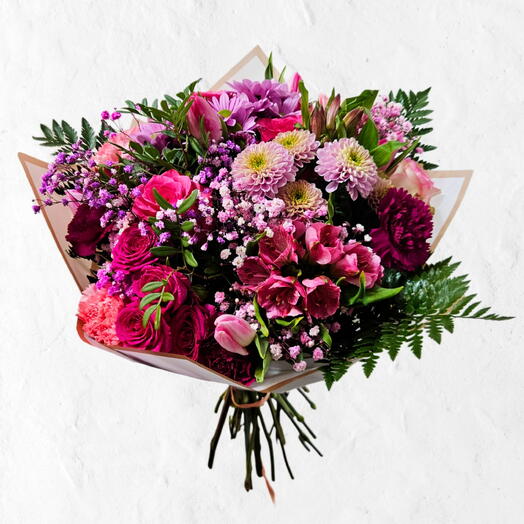 Ramo de flores moradas