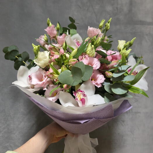 Preciosita/Ramo de orquideas y lisianthus