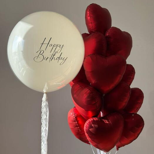 Gran globo de cumpleanos + corazones metalicos rojos