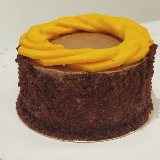 Tarta de chocolate con mango