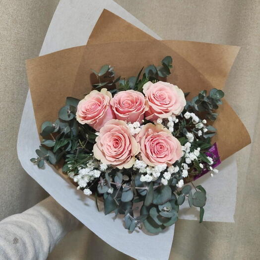 Bouquet rosas premium Goya | Ramo de 5 rosas rosadas