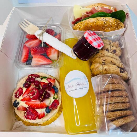 Коробка-сюрприз с завтраком